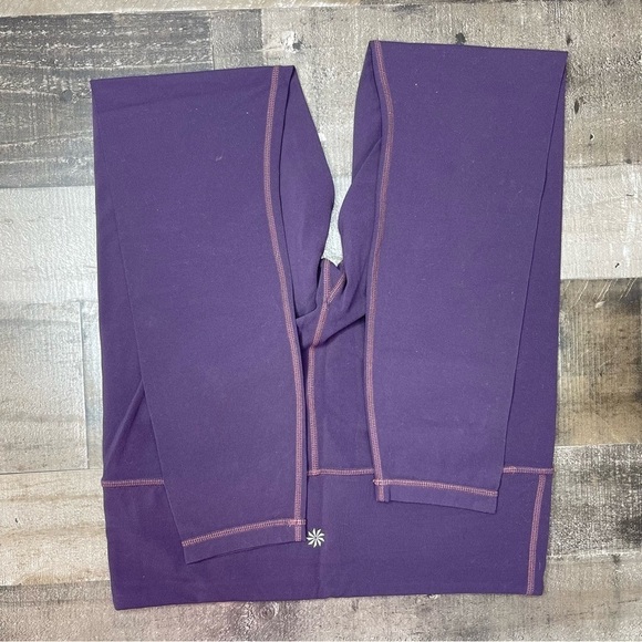 Athleta Purple Leggings size Medium - Picture 3 of 9